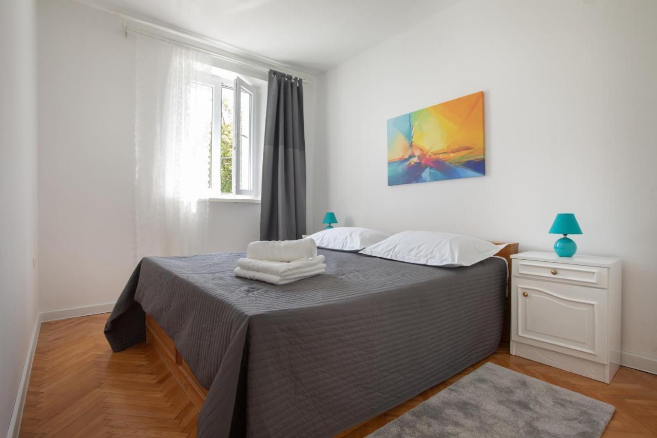 Apartman Rakic Lägenhet Makarska Exteriör bild