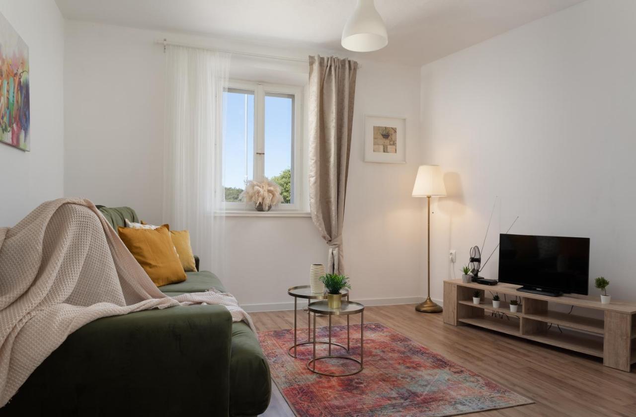 Apartman Rakic Lägenhet Makarska Exteriör bild