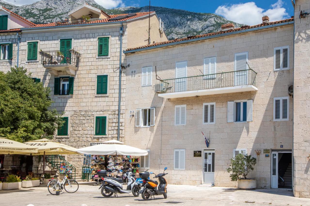 Apartman Rakic Lägenhet Makarska Exteriör bild
